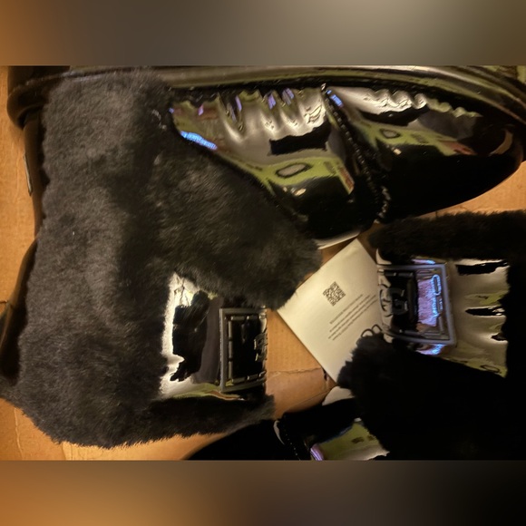 Ugg-Classic Chillapeak Shine - Picture 5 of 15